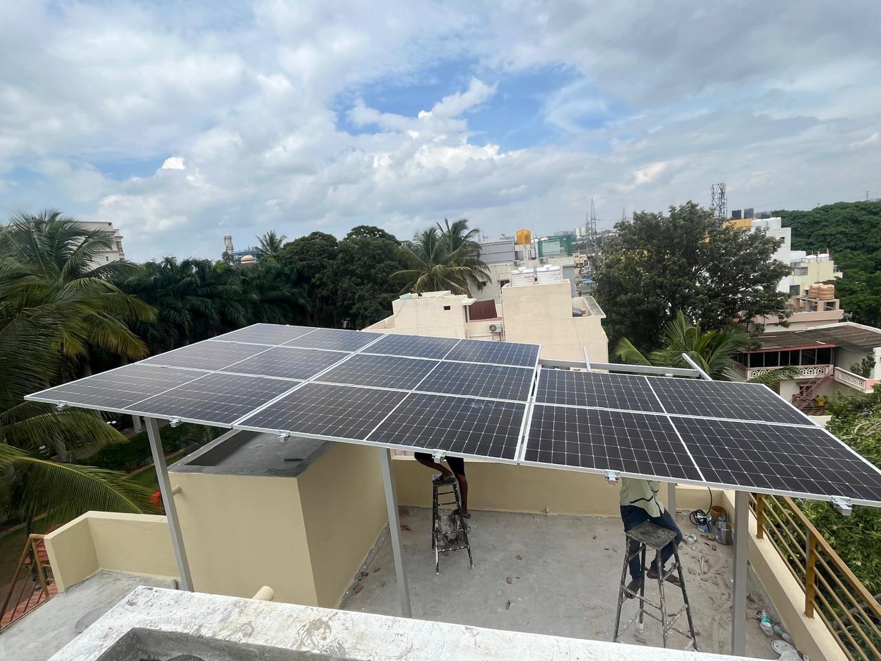 Smidzest solar rooftop solution